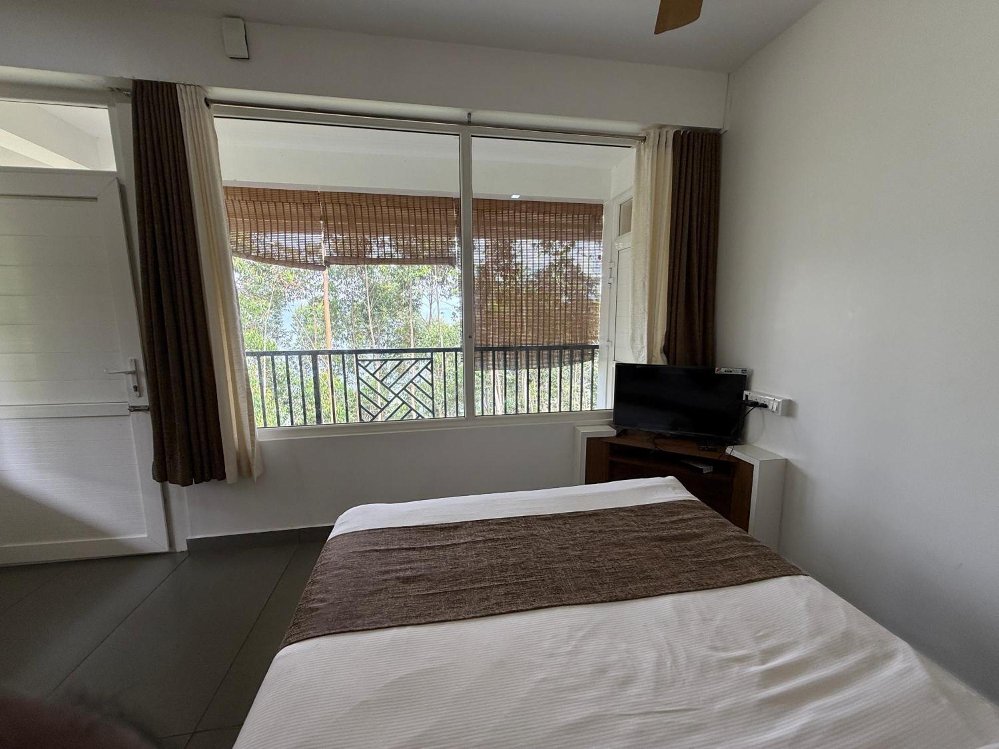 Honey Rock Hotell Kanthalloor Exteriör bild